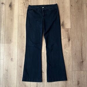 Maurices ~ Dark Blue Flare Jeans/Trousers, super stretchy, size 9/10